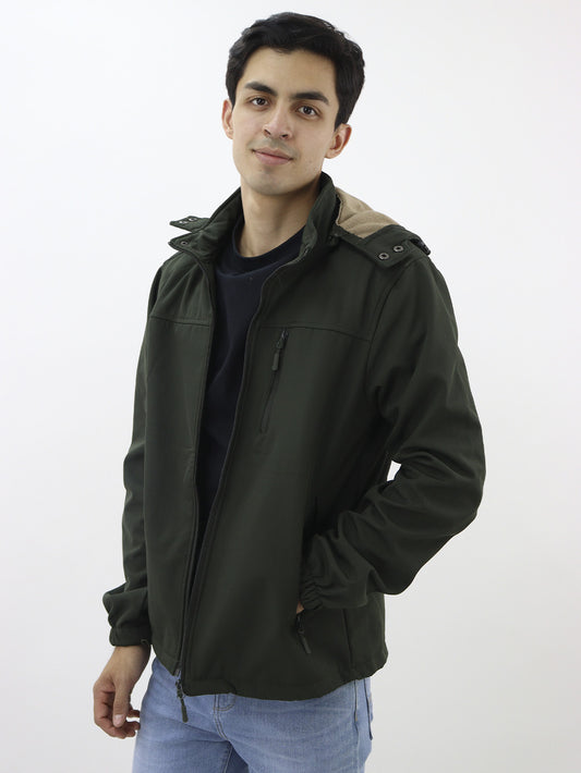 Chamarra con capucha desmontable de color verde militar