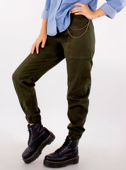 Jogger de color verde militar