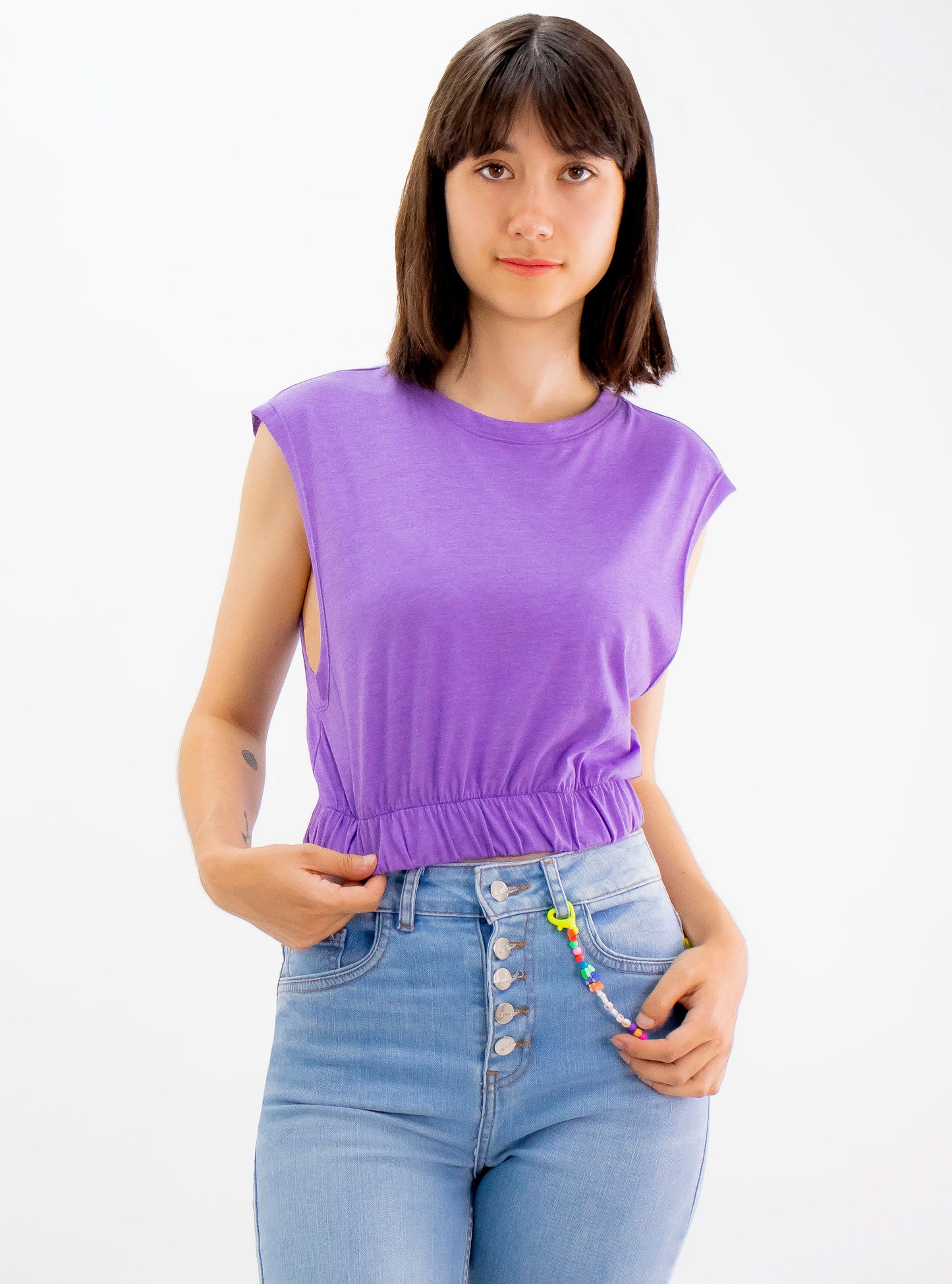 Playera tank de color morado