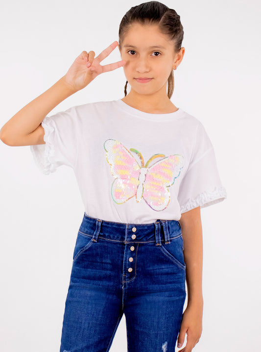 Playera manga corta color blanco con figura de mariposa