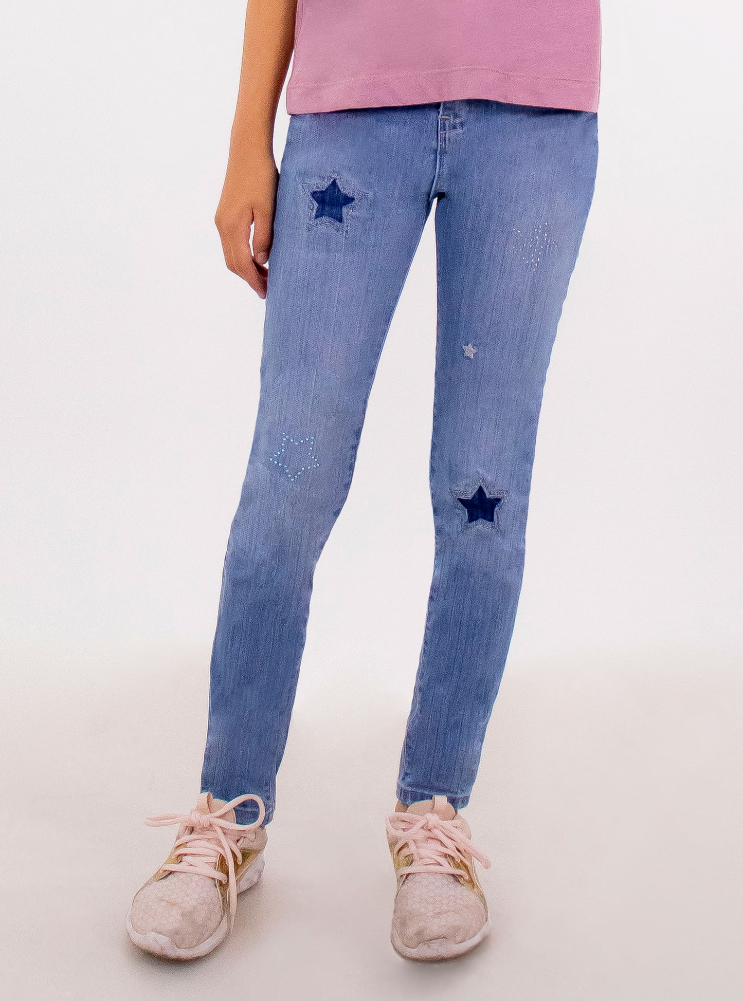 Jeans skinny con bordado de estrellas