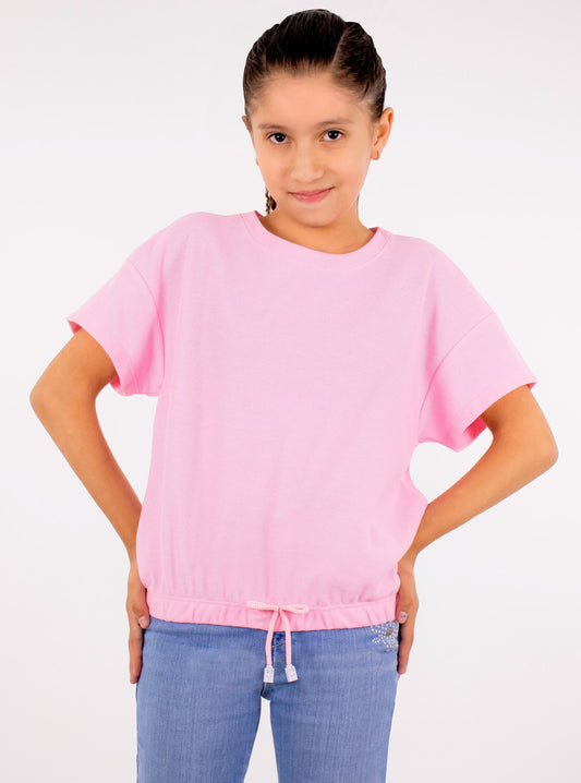 Playera manga corta de color rosa con jareta ajustadora