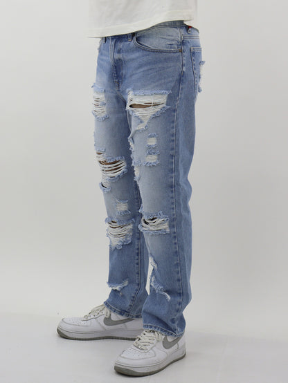 Jeans regular azul claro con destrucción