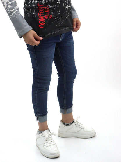 Jeans skinny de color azul oscuro