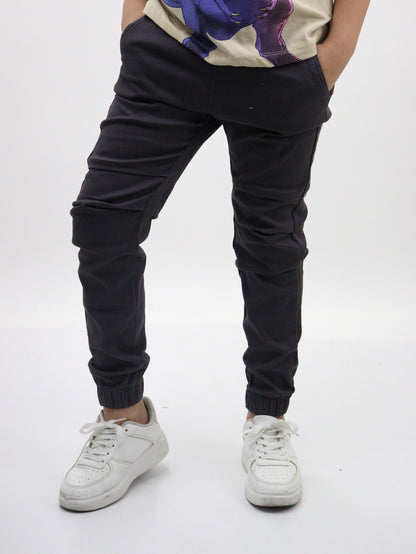 Jogger de gabardina color gris oxford