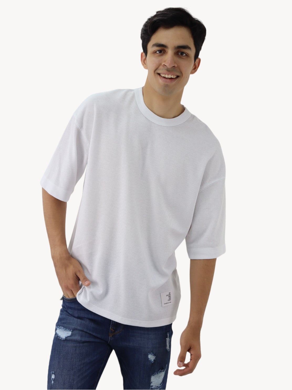 Playera oversize de color blanco (NUEVA TEMPORADA)