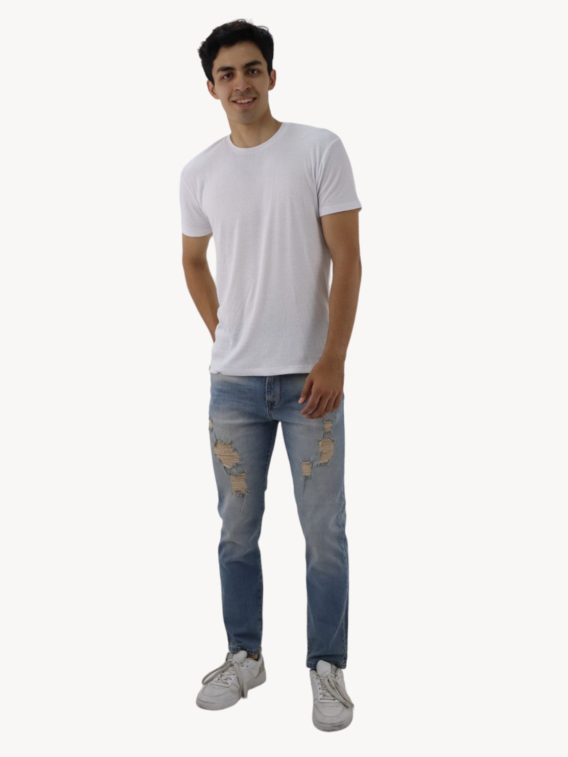 Jeans estilo slim/skinny deslavado con destrucción (NUEVA TEMPORADA)