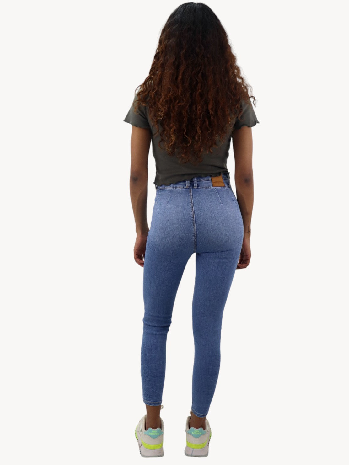 Jeans skinny corto azul medio (NUEVA TEMPORADA)