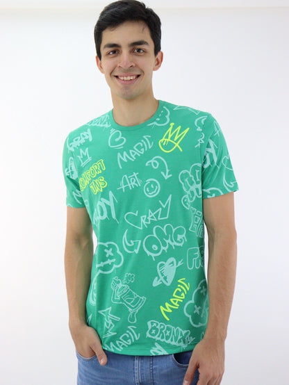 Playera manga corta de color verde con print