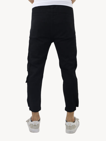 Jogger cargo de color negro (NUEVA TEMPORADA)