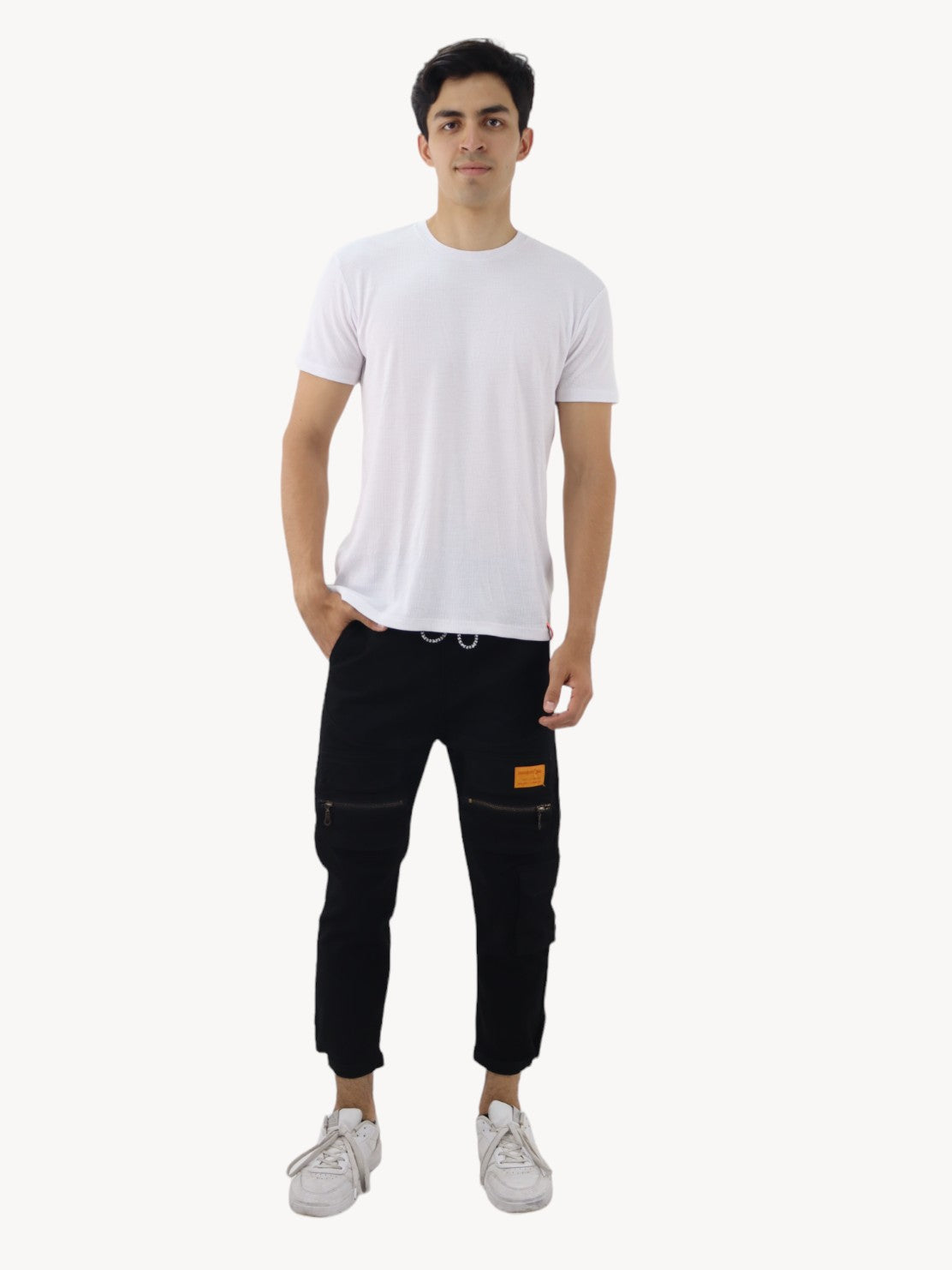 Jogger cargo de color negro (NUEVA TEMPORADA)