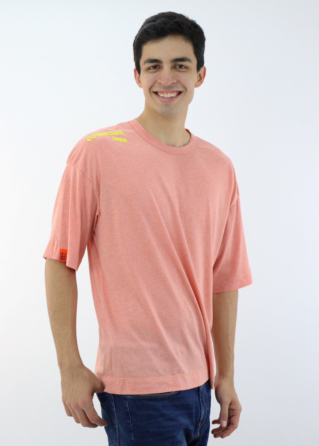 Playera oversize de color naranja