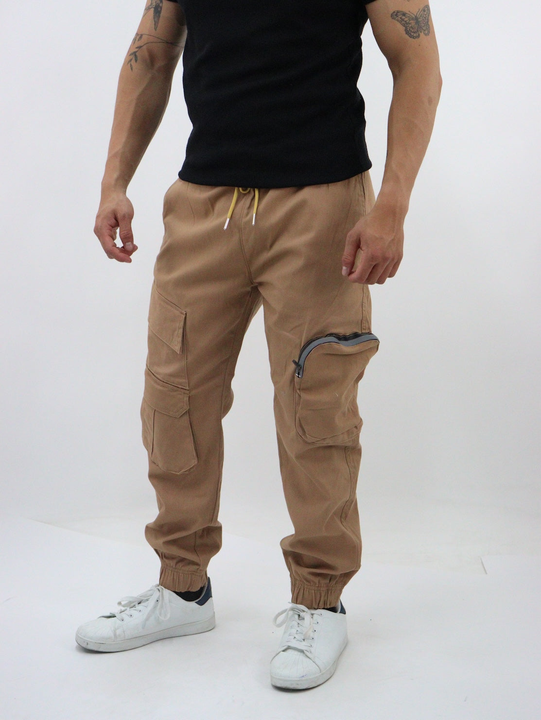 Jogger cargo gabardina de color camel (NUEVA TEMPORADA)