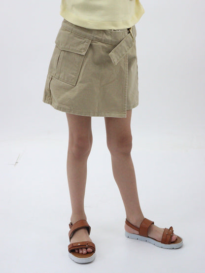 Short falda cargo de color khaki (NUEVA TEMPORADA)