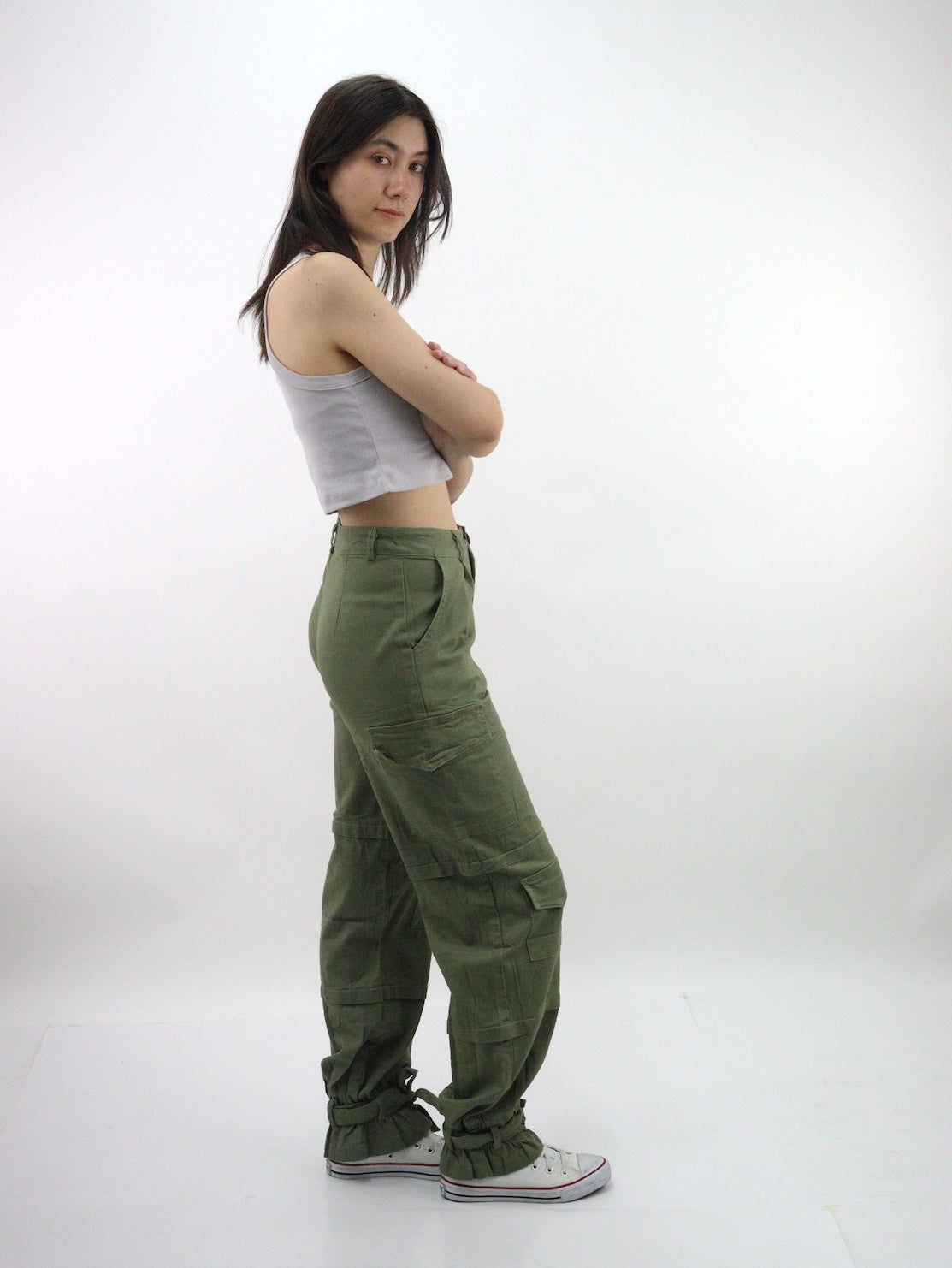 Pantalón cargo de color verde militar (NUEVA TEMPORADA)