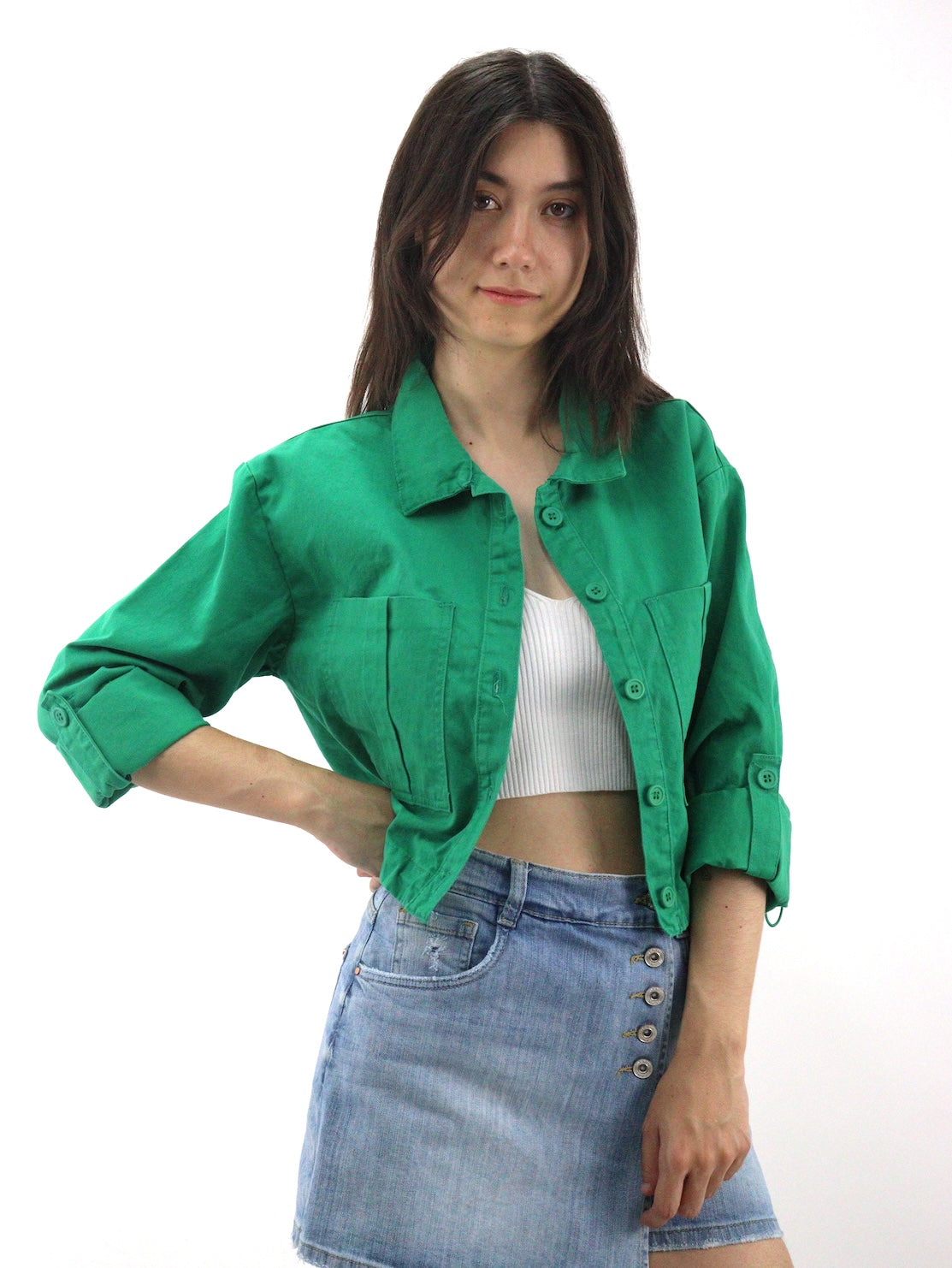 Sobrecamisa crop parachute de color verde (NUEVA TEMPORADA)