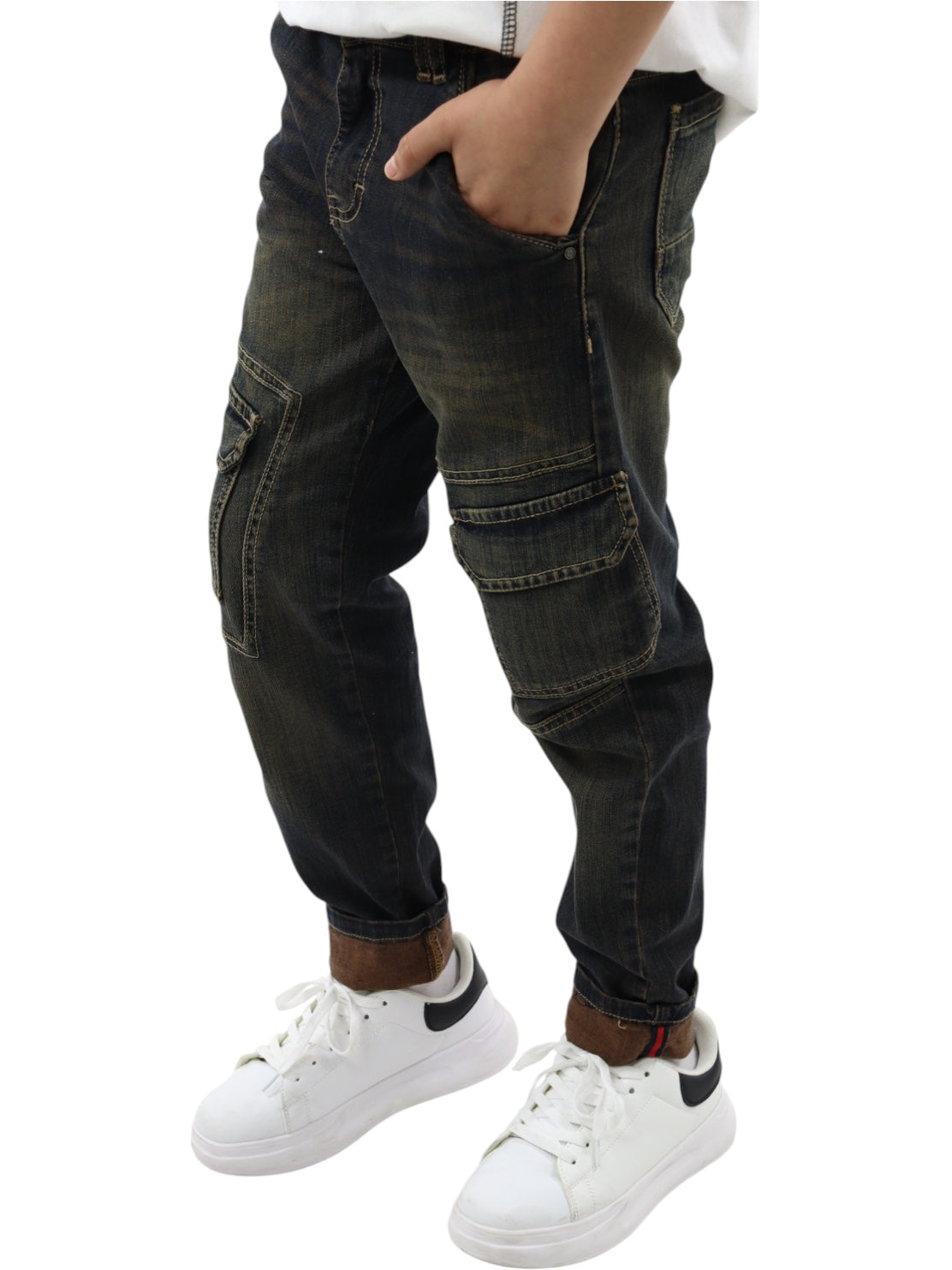 Jeans loose fit con tinta