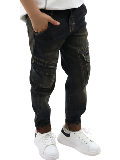 Jeans loose fit con tinta