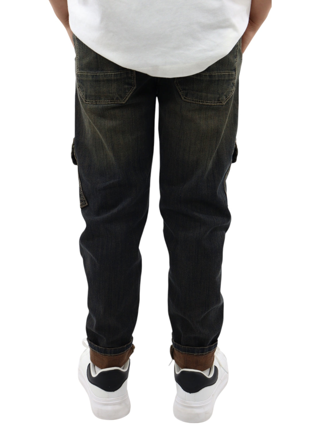 Jeans loose fit con tinta