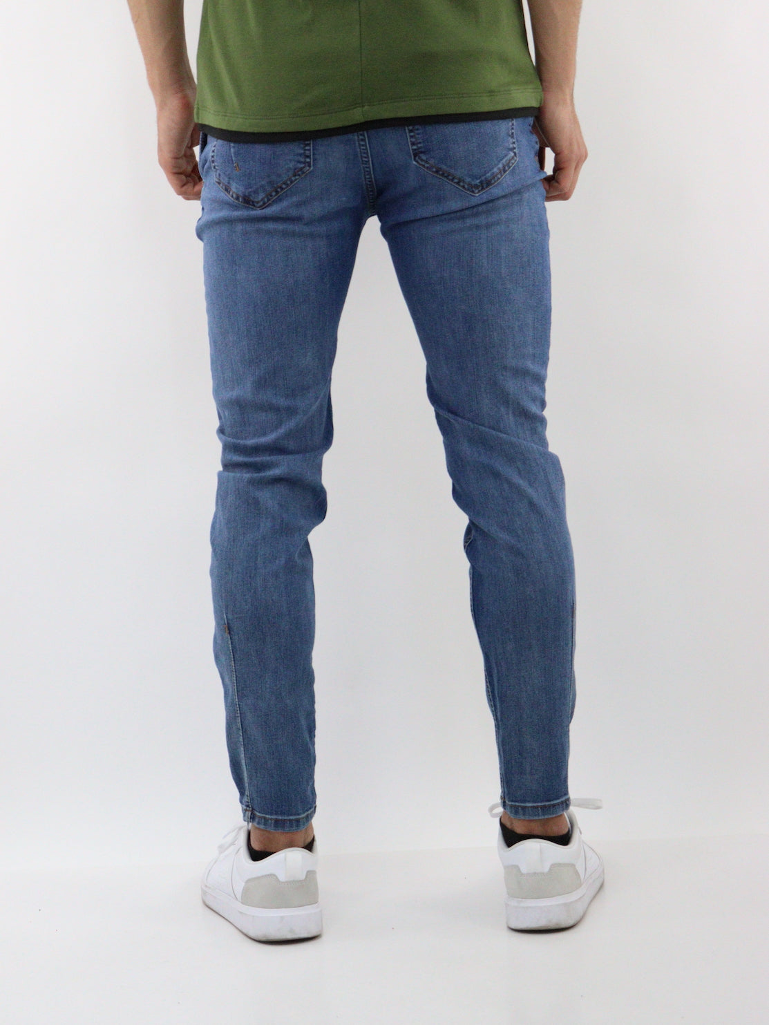 Jeans skinny de color azul oscuro