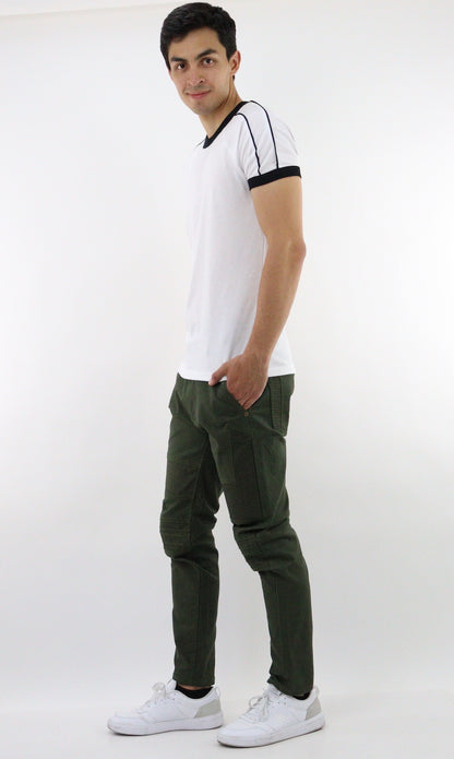 Jeans estilo biker de color verde militar