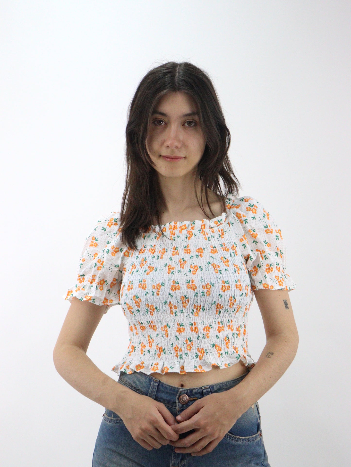 Blusa corta con estampado floral de manga farol con nudo delantero (NUEVA TEMPORADA)