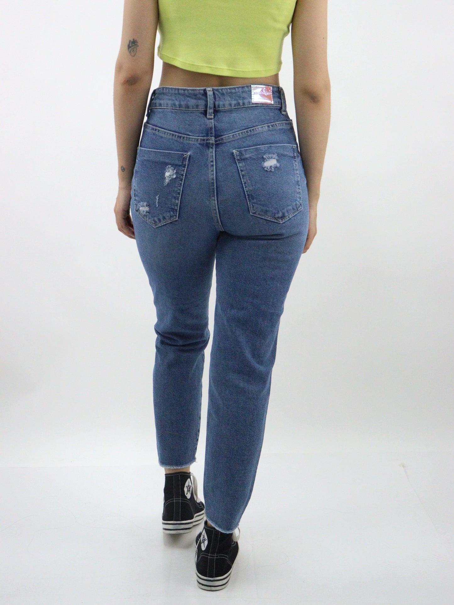 Jeans mom clasic con destrucción