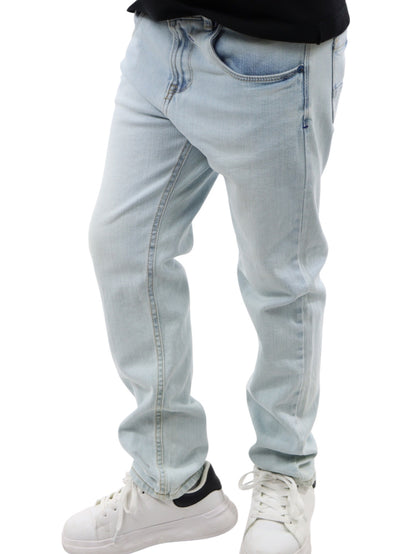 Jeans slim azul claro deslavado