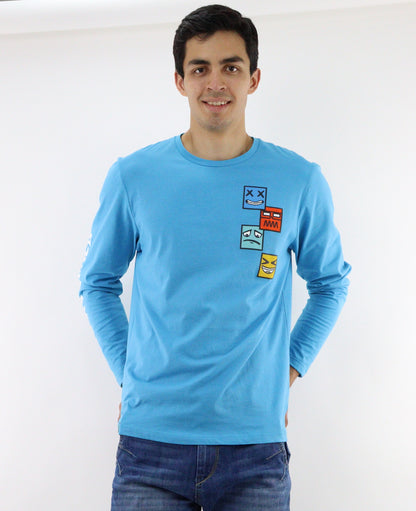 Playera manga larga de color azul con estampado (NUEVA TEMPORADA)