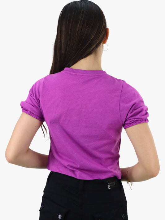 Playera manga corta de color morado