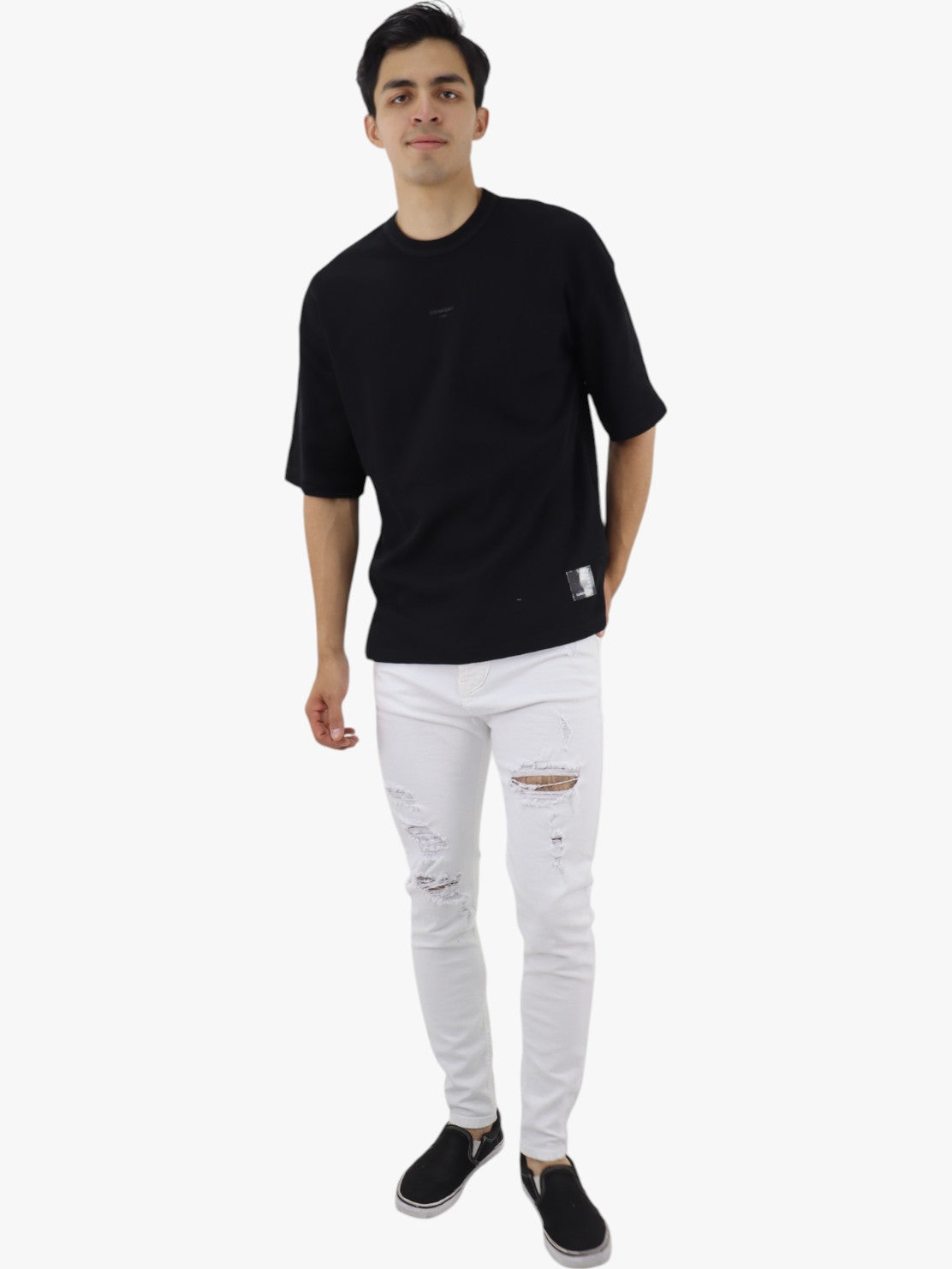 Jeans skinny blanco con destrucción