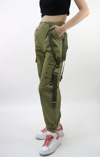 Pantalón cargo de color verde militar con cintas de broche (NUEVA TEMPORADA)