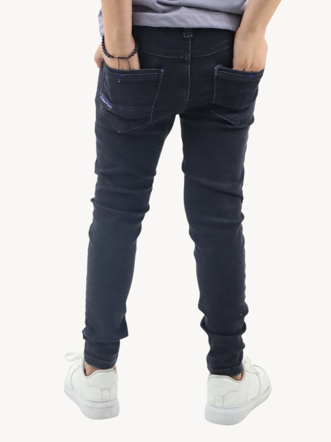 Jeans skinny de color negro deslavado (NUEVA TEMPORADA)