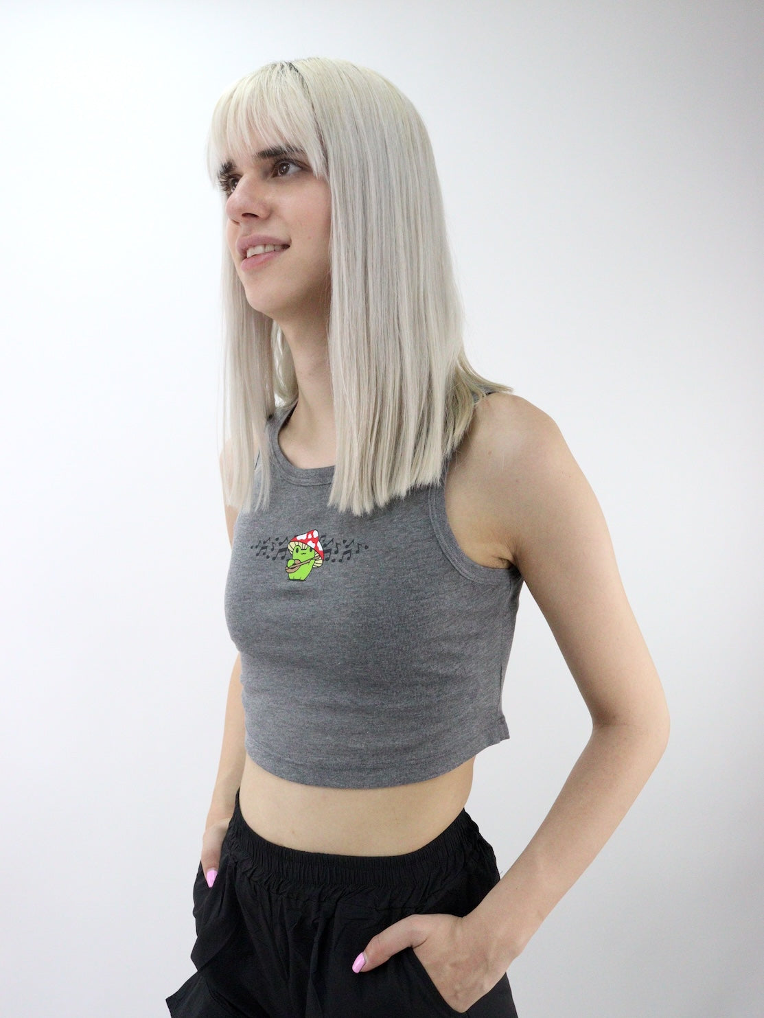 Playera tank de color gris con estampado de rana ( NUEVA TEMPORADA)