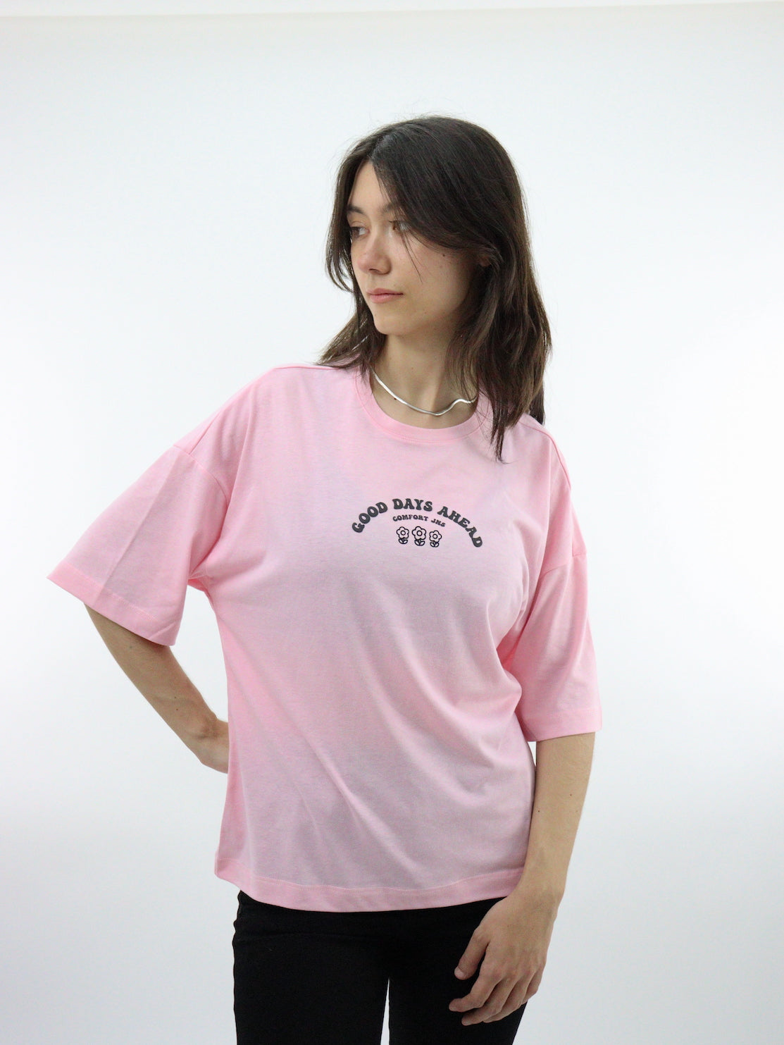 Playera oversize de color rosa con estampado floral (NUEVA TEMPORADA)