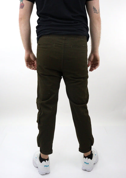 Jogger cargo de color verde militar (NUEVA TEMPORADA)