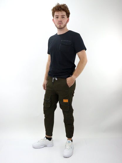 Jogger cargo de color verde militar (NUEVA TEMPORADA)