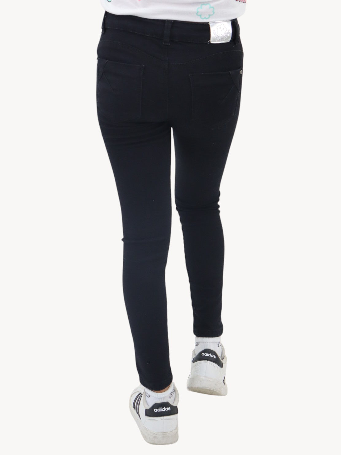 Jeans skinny de color negro (NUEVA TEMPOFRADA)