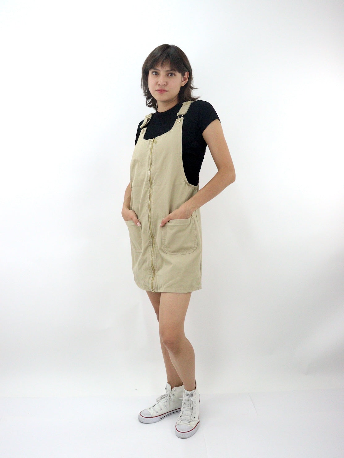 Jumper con cremallera de color khaki ( NUEVA TEMPORADA)