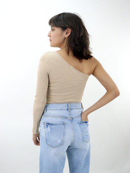 Blusa licra 1 manga de color beige (NUEVA TEMPORADA)