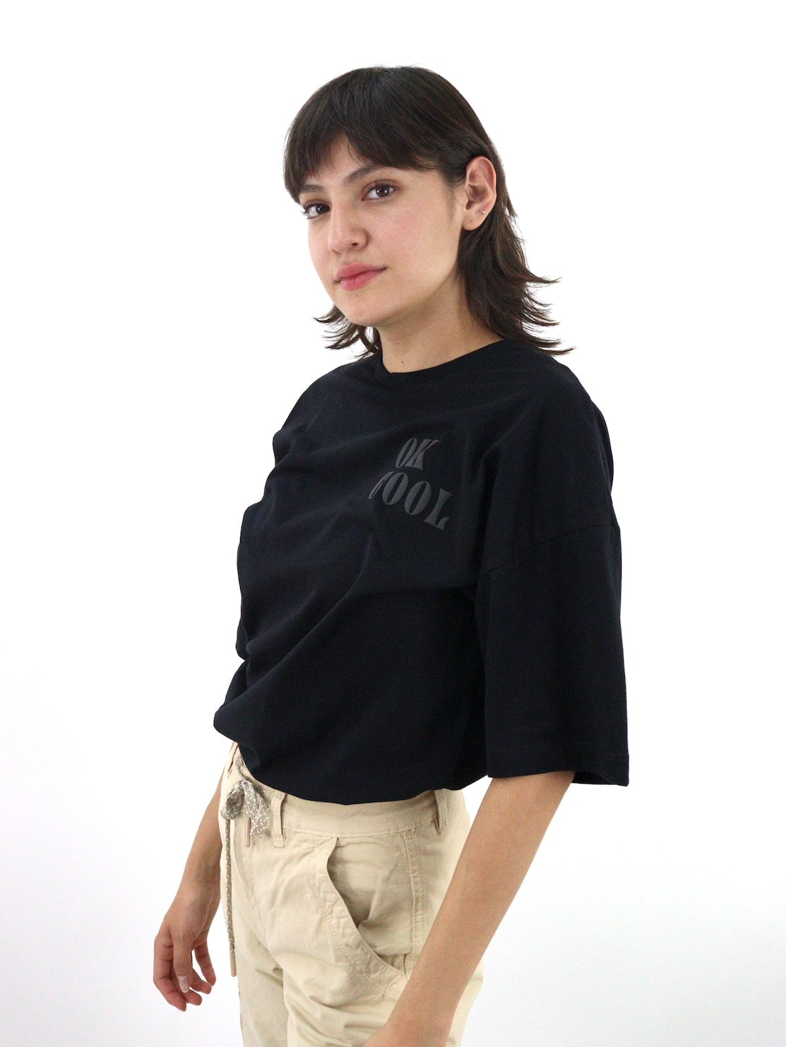 Playera oversize de color negro (NUEVA TEMPORADA)