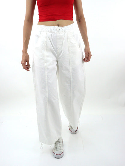 Pantalón parachute de color blanco (NUEVA TEMPORADA)