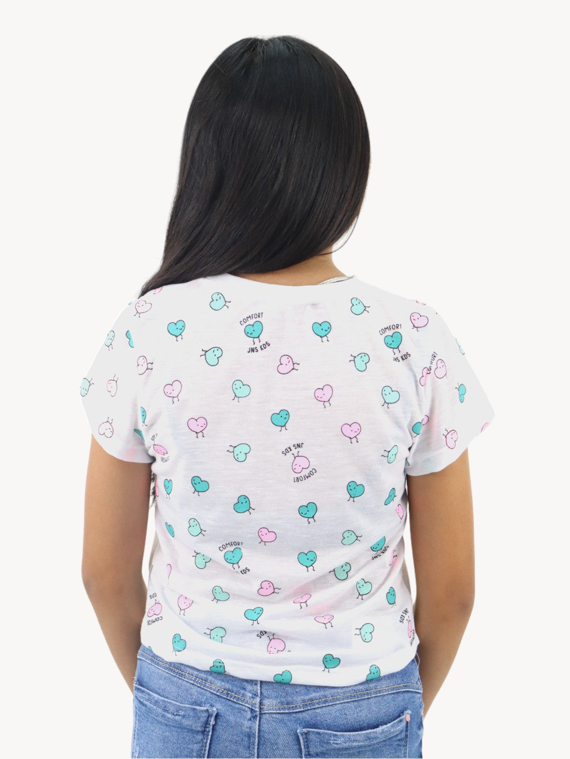 Playera manga corta con print de corazones (NUEVA TEMPORADA)