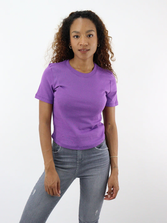 Playera básica manga corta de color morado