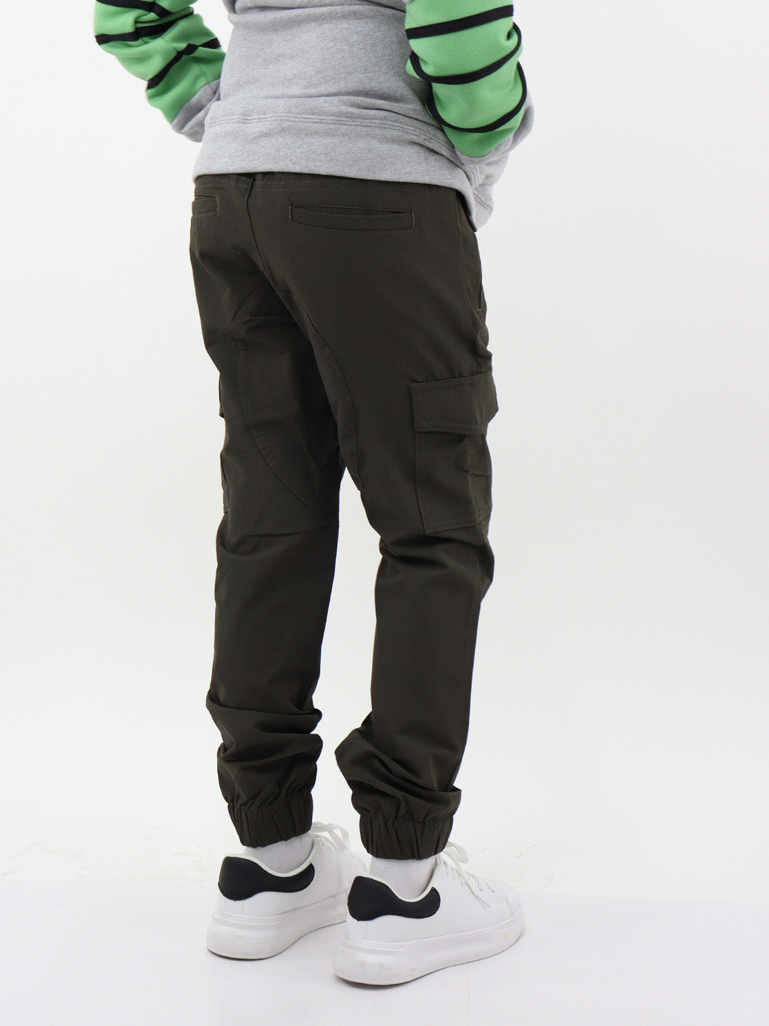 Jogger cargo tipo pants verde militar