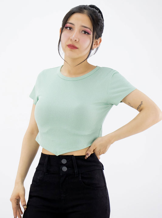 Playera crop top de color verde