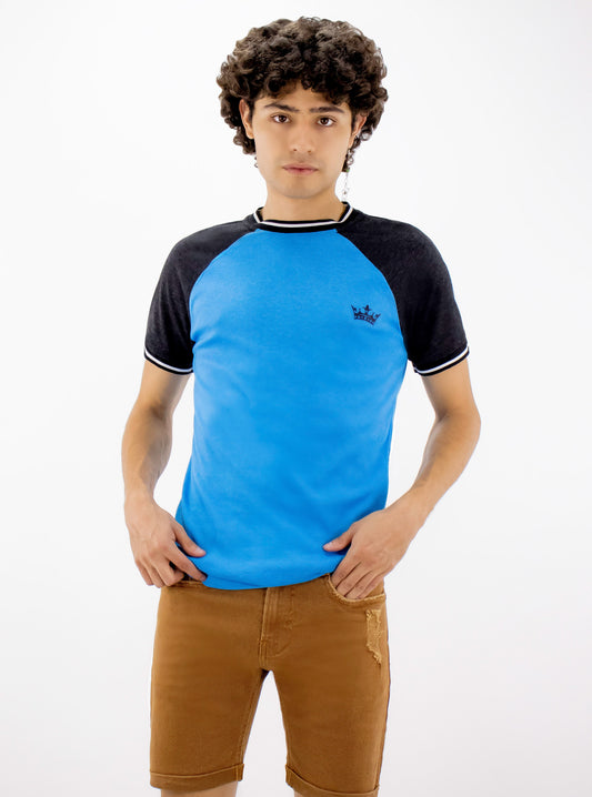 Playera ranglán de color azul/negro jaspe